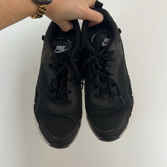 NIKE Ryz 365 2 - Women’s US 9.5 - Picture 2 of 6